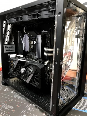Lian Li O11 Dynamic Aorus Distro