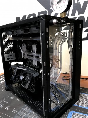 Lian Li O11 Dynamic Aorus Distro