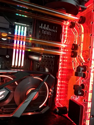 Lian Li O11 Dynamic Aorus Distro