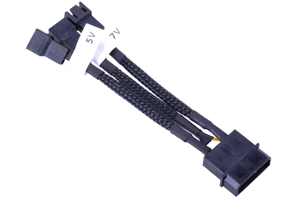 Phobya adapter 4Pin Molex 3Pin 5V/7V/12V 10cm - Fekete /87490/