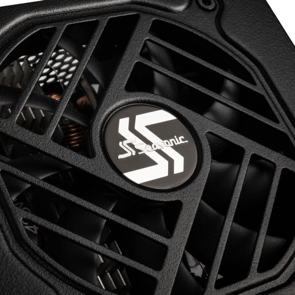 Seasonic Focus 80 PLUS Gold tápegység, moduláris - 750 Watt (FOCUS-SGX-750)