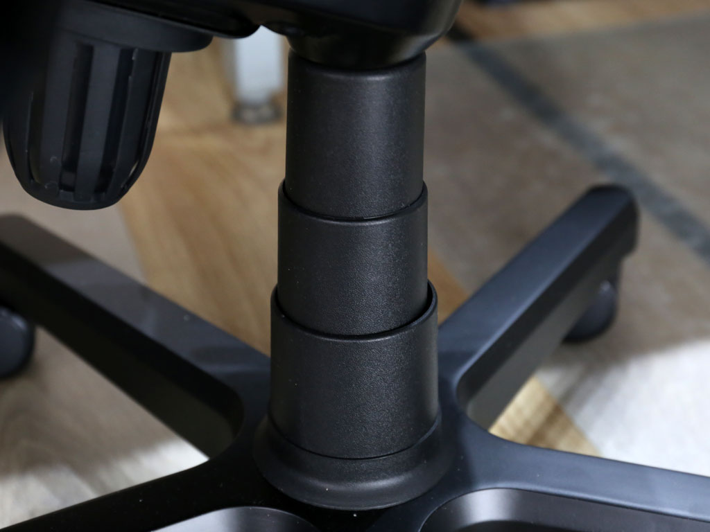 Gamer Szék alkatrész noblechairs EPIC  / ICON / HERO teleszkóp takaró (NBL-SP-PLS-001)